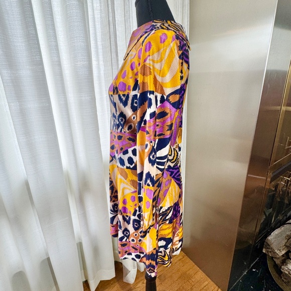 Vintage 60s mini dress, orange purple blue abstract print, wide lapels, size 8 - Picture 9 of 12